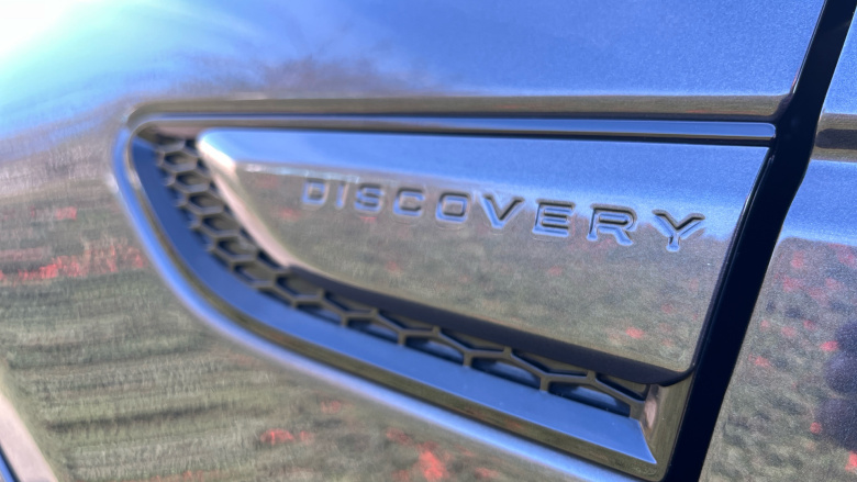 Land Rover Discovery Sport 1.5 P300e R-Dynamic SE 5dr Auto [5 Seat] Station Wagon